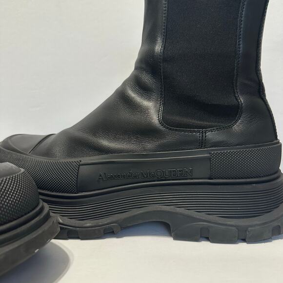 McQueen Tread Slick Chelsea Boot size IT 44 Leather Triple Black - Picture 12 of 16